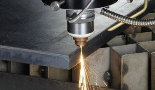 談談東莞激光切割機切割的優勢，平滑，不變形